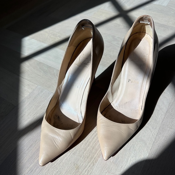 Christian Louboutin Apostrophy Pump
100 mm Pumps - Nappa leather - Blush - Picture 2 of 7